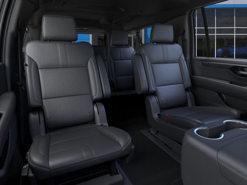 New 2026 Chevrolet Suburban RST w/ Comfort Package AWD/4WD image 20