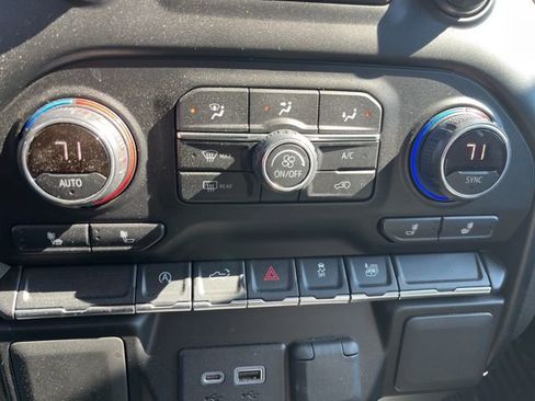 Used 2019 Chevrolet Silverado 1500 RST w/ All-Star Edition image 10