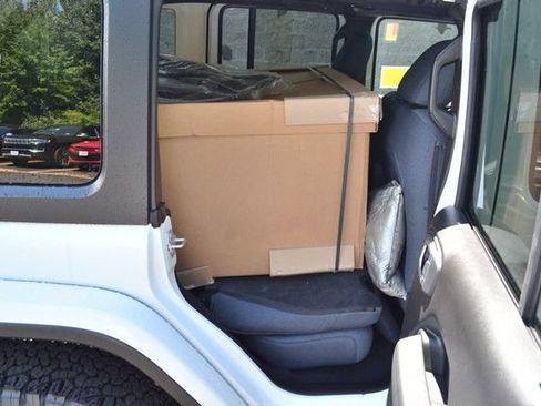 New 2026 Jeep Wrangler Unlimited Sport w/ Dual Top Group AWD/4WD image 31
