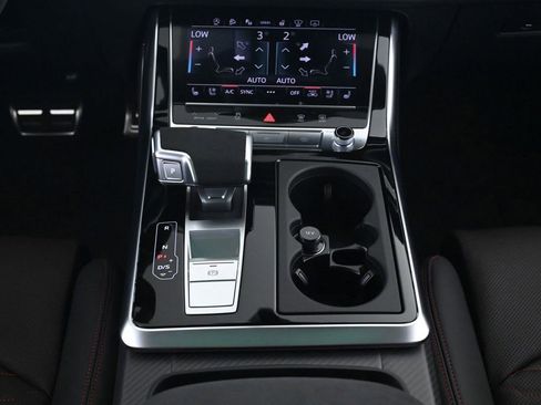 New 2026 Audi RS Q8 performance image 13