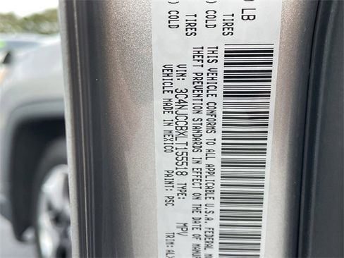 Used 2020 Jeep Compass Limited image 30