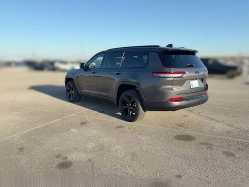 New 2025 Jeep Grand Cherokee L Limited image 8