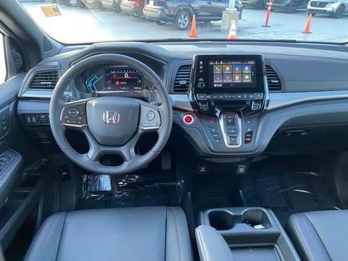 Certified 2024 Honda Odyssey Sport image 16