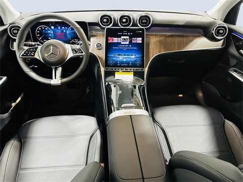 New 2026 Mercedes-Benz GLC 350e 4MATIC image 6