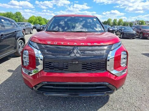 Used 2026 Mitsubishi Outlander SE AWD/4WD image 2