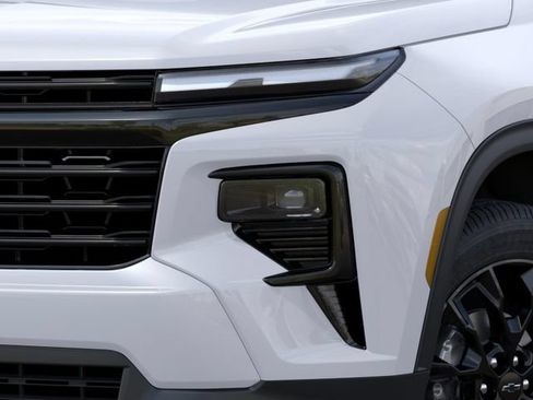 New 2026 Chevrolet Traverse LT w/ Midnight/Sport Edition FWD image 10