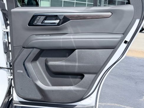 Used 2026 Chevrolet Tahoe LT w/ Comfort Package RWD image 35