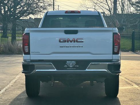 Used 2024 GMC Sierra 2500 Pro w/ Convenience Package image 6