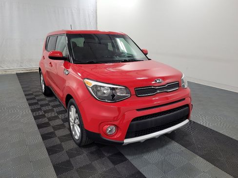 Used 2019 Kia Soul + image 13