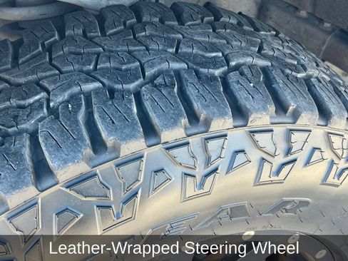 Used 2018 Ford F150 XLT w/ Equipment Group 302A Luxury AWD/4WD image 26
