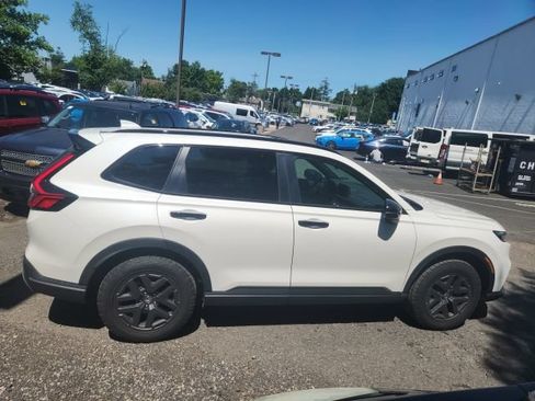 Used 2026 Honda CR-V TrailSport image 8