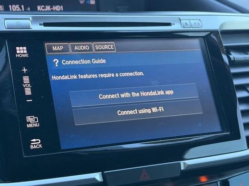 Used 2016 Honda Accord Touring image 35