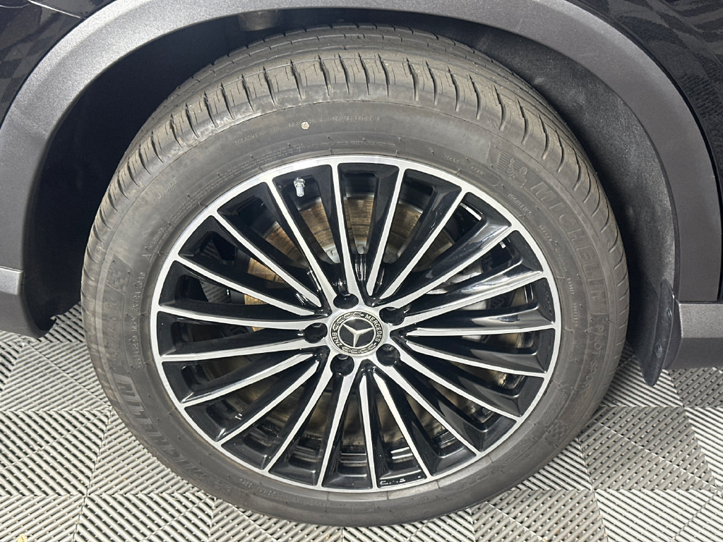 Certified 2026 Mercedes-Benz GLC 300 4MATIC image 19