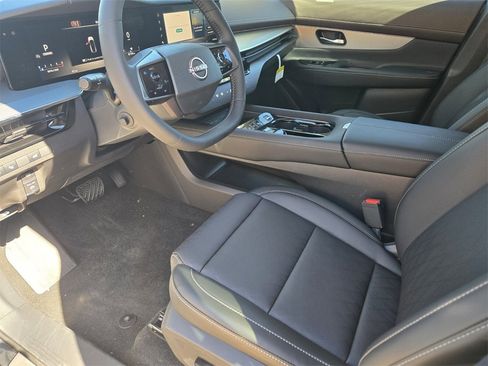 New 2026 Nissan Murano Platinum image 18