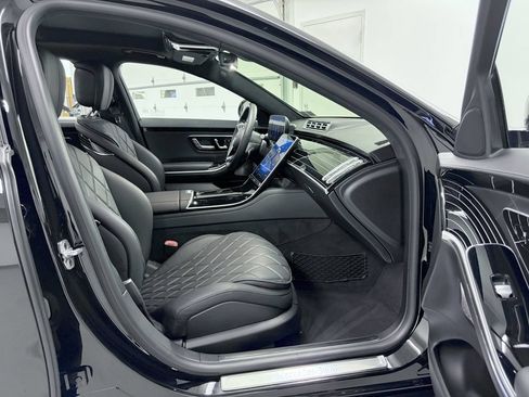 Used 2021 Mercedes-Benz S 580 4MATIC Sedan image 19