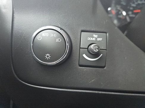 Used 2014 Chevrolet Express 2500 RWD image 15