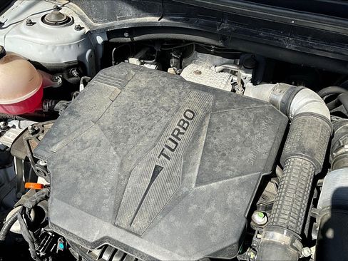 Used 2022 Kia Sorento SX image 32