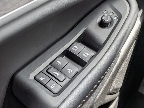 Used 2023 Jeep Grand Cherokee Limited AWD/4WD image 26