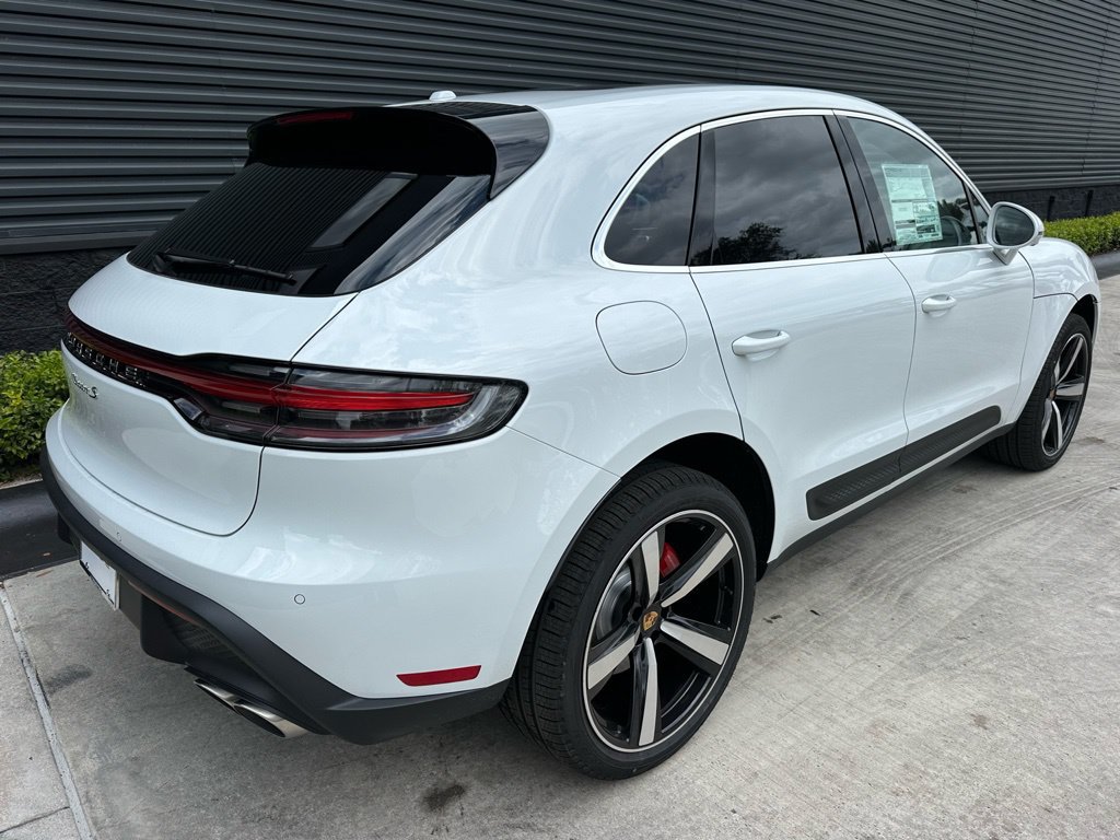 Used 2026 Porsche Macan S AWD/4WD image 9
