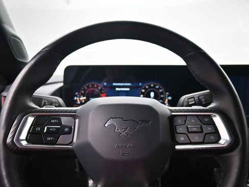 Used 2025 Ford Mustang GT Premium RWD image 14