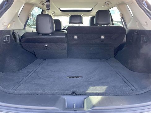 Used 2024 Nissan Murano SL image 11