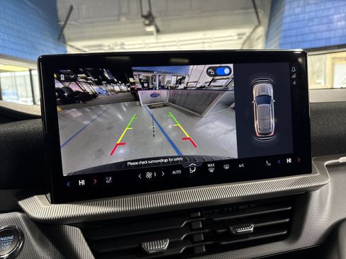 New 2026 Ford Explorer ST-Line w/ ST-Line Street Pack image 27