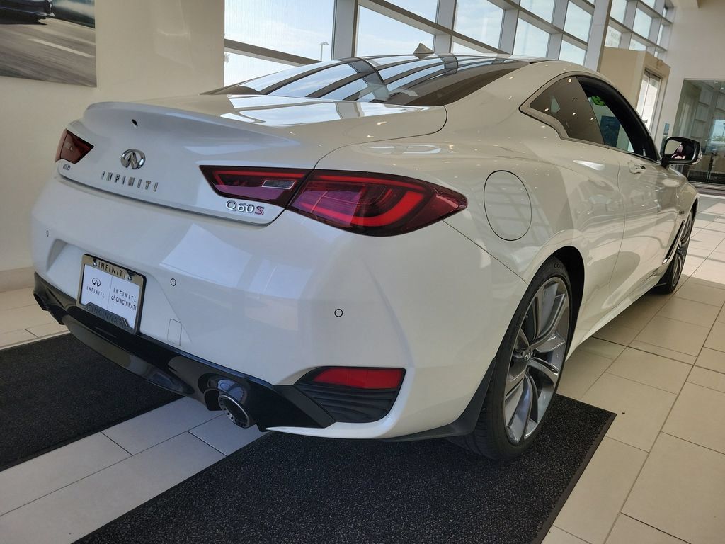 Used 2019 INFINITI Q60 Red Sport 400 w/ Proactive Package AWD/4WD image 3