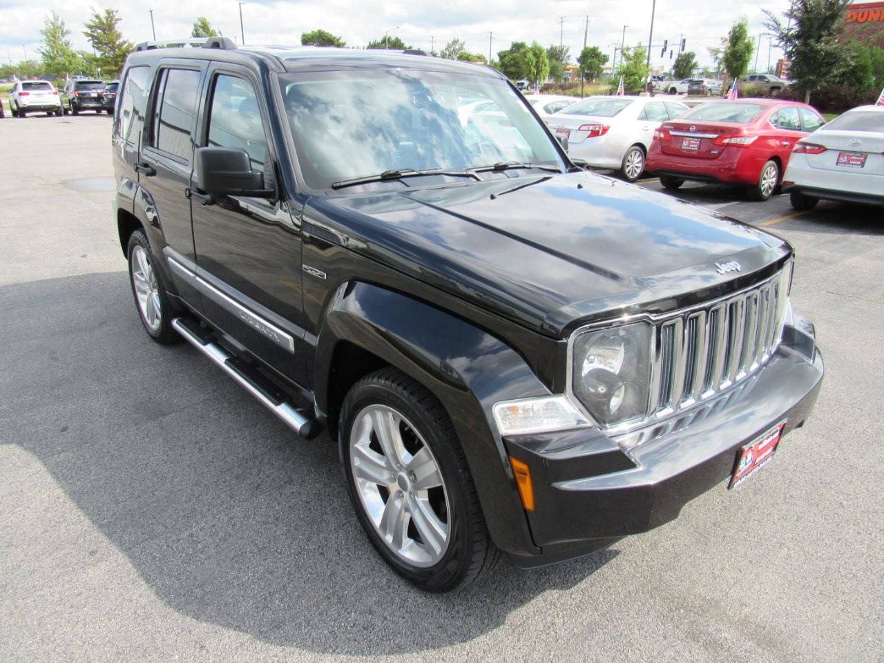 Used 2012 Jeep Liberty Limited Jet w/ Chrome Accents Group AWD/4WD image 8