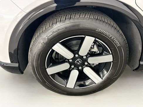 Used 2025 Honda Prologue Touring image 11