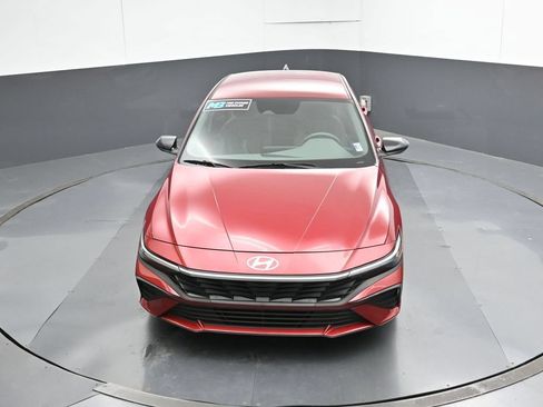 Used 2025 Hyundai Elantra Sport FWD image 54
