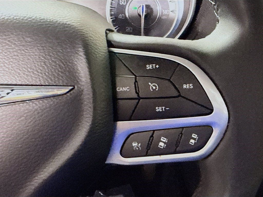 Used 2023 Chrysler 300 Touring w/ Safetytec Plus Group RWD image 14