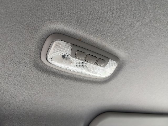 Used 2019 Ford Transit 250 130 Low Roof RWD image 12