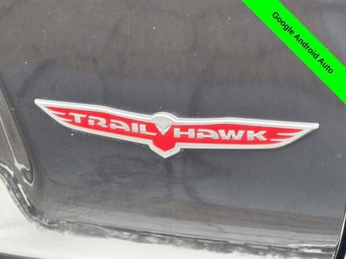 Used 2022 Jeep Cherokee Trailhawk image 37