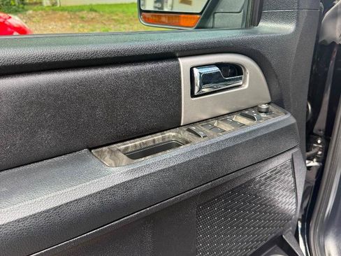 Used 2017 Ford Expedition Limited AWD/4WD image 15