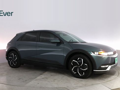 Used 2024 Hyundai Ioniq 5 SEL image 5