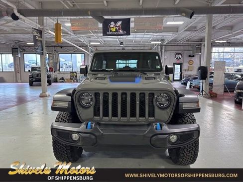 Used 2022 Jeep Wrangler Unlimited Rubicon 4xe w/ Cold Weather Group image 8