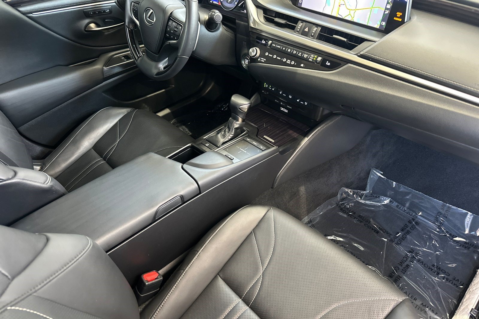 Certified 2021 Lexus ES 350 Ultra Luxury w/ Accessory Package 2 FWD image 19