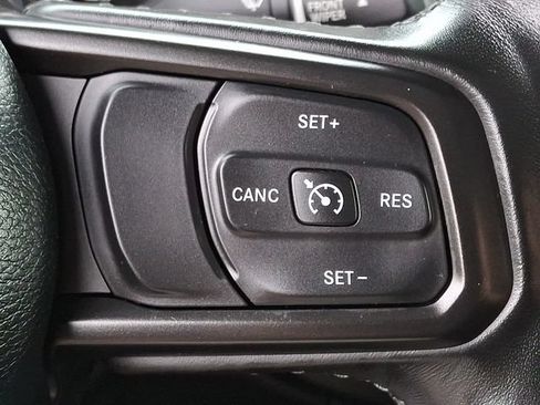 Used 2022 Jeep Gladiator Sport AWD/4WD image 21