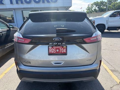 Used 2021 Ford Edge SEL AWD/4WD image 3