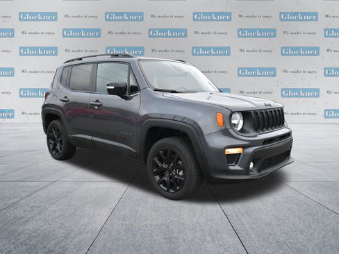 Used 2022 Jeep Renegade Altitude w/ Convenience Group image 3