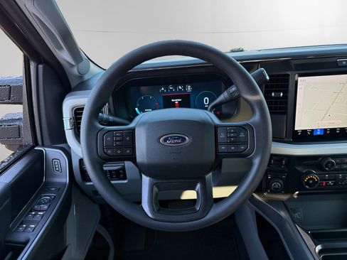 New 2026 Ford F250 XLT w/ XLT Premium Package AWD/4WD image 12