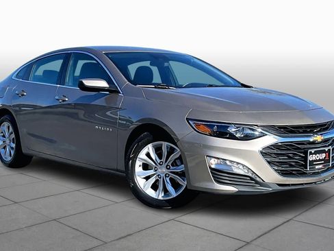 Used 2024 Chevrolet Malibu LT image 3
