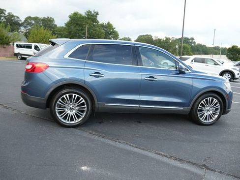 Used 2018 Lincoln MKX Reserve w/ Lincoln MKX Climate Package FWD image 9