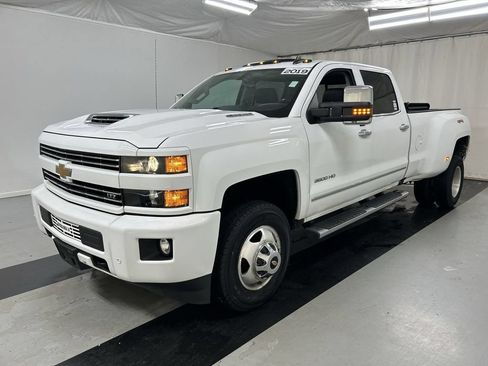Used 2019 Chevrolet Silverado 3500 LTZ w/ Duramax Plus Package AWD/4WD image 5