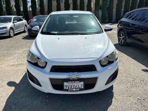 Used 2015 Chevrolet Sonic LT image 3