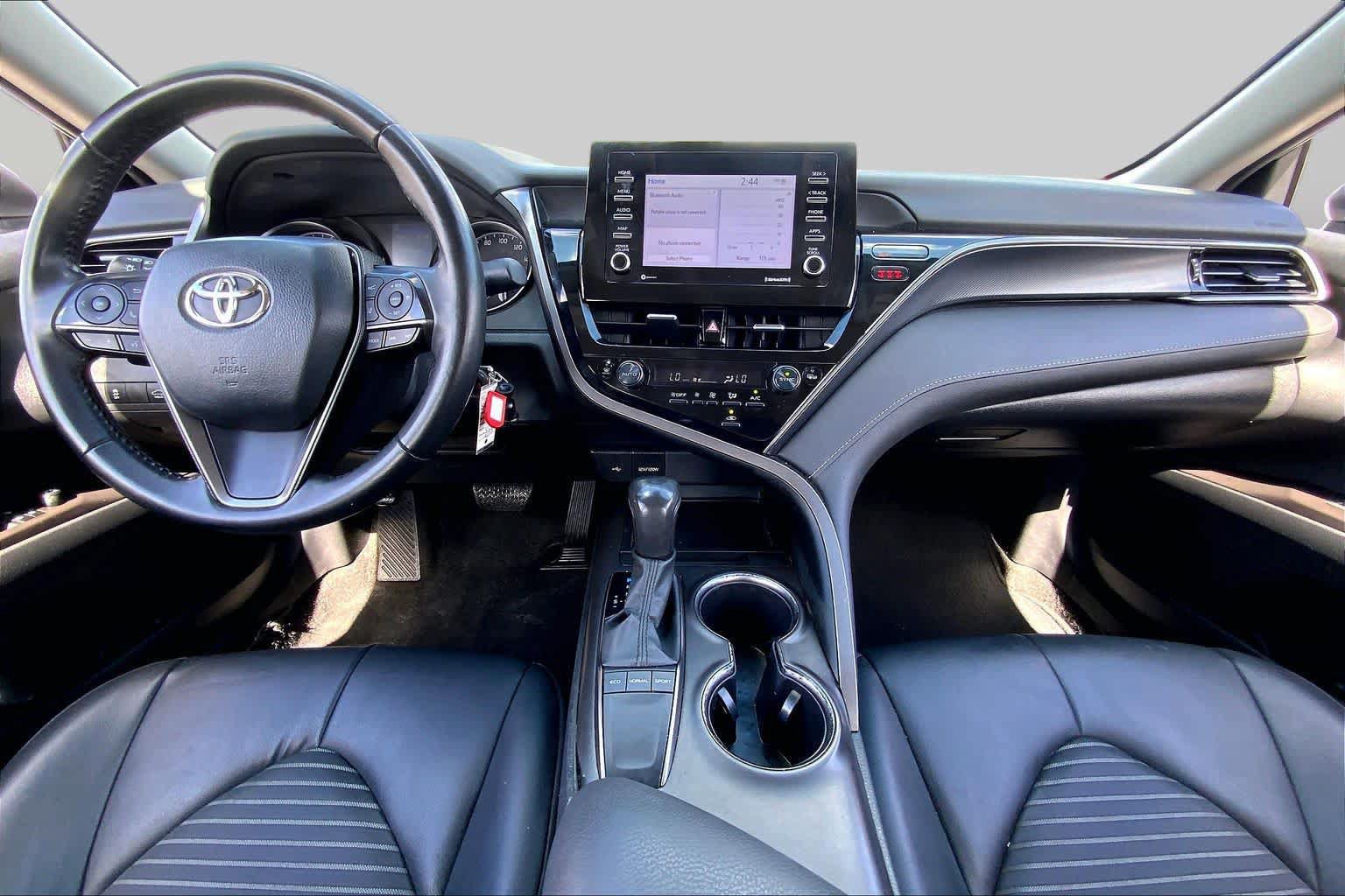 Used 2024 Toyota Camry SE FWD image 15