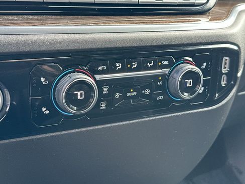 Used 2023 Chevrolet Silverado 1500 LT image 16