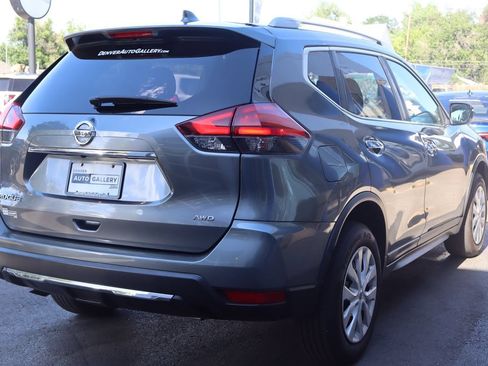 Used 2017 Nissan Rogue S w/ S Appearance Package AWD/4WD image 5