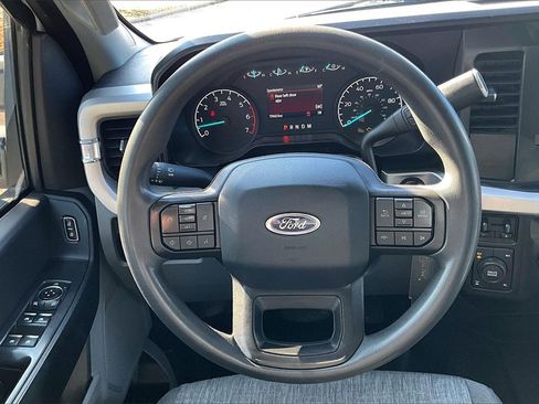 Used 2023 Ford F250 XL w/ FX4 Off-Road Package image 5