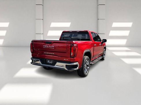 New 2026 GMC Sierra 1500 SLT image 6